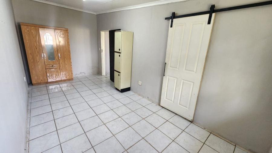 1 Bedroom Property for Sale in Krokodildrift A H North West